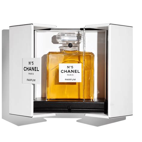 chanel no 5 christmas edition|chanel no 5 grand extrait.